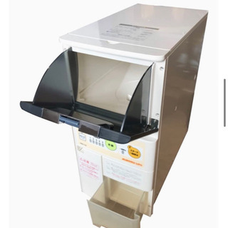 お取引相手様決定致しました。今後も色々出品致しますので目に留まる...