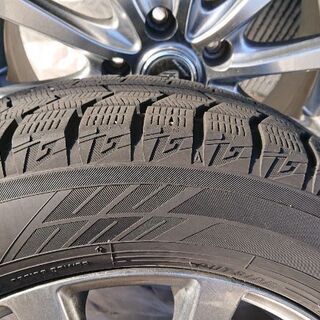 スタッドレスタイヤ4本205/60R16プリウスαの画像