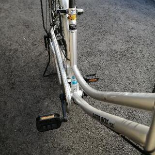  【取引中】26型 自転車 シティサイクル（シルバー/シングルシフト） FW-B260BA-BC-BAAの画像