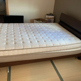 【美品】ニトリ　ダブルベッド