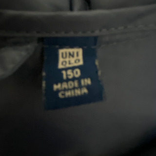 ユニクロ  薄手 ダウン 150サイズ  紺色の画像
