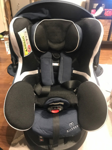 チャイルドシート　エールベベ　KURUTTO3i