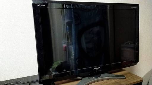 テレビ AQUOS　32V型ワイド