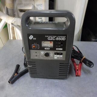 C025　日本電池㈱　GSバッテリー充電器　１２V　２４V  型...
