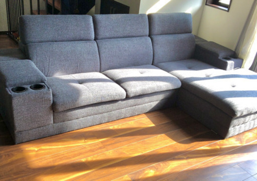 使用期間1年　大きめソファー