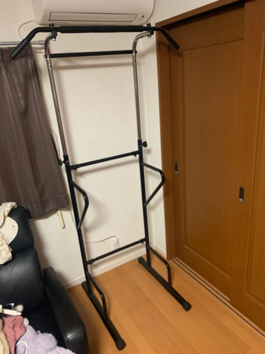 懸垂　ぶら下がり　健康器具　チンニング