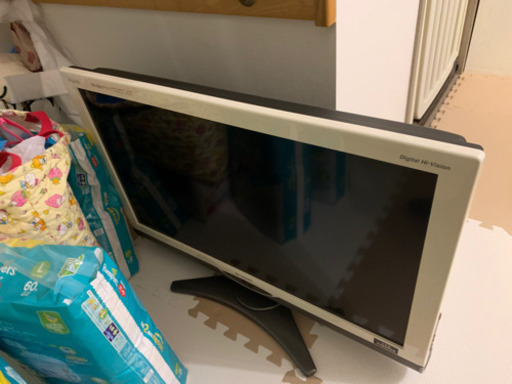 液晶テレビ　シャープ　LC-32SC1