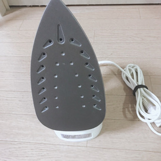 アイリスオーヤマ　スチームアイロンの画像