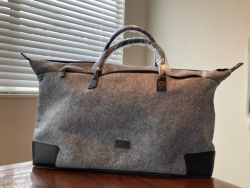 Hugo boss トートバッグ