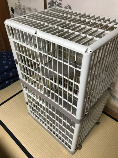 プラスチック製キャットゲージ