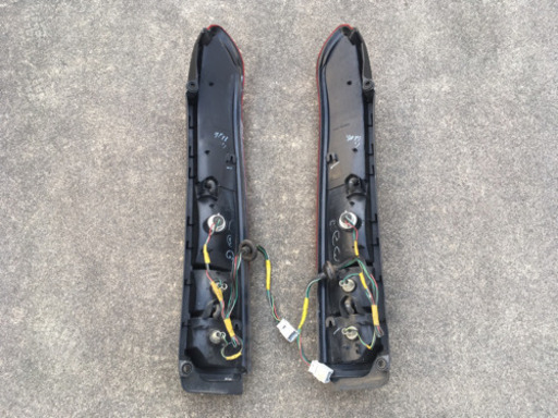 バモス テールランプ左右 KOITO220-22425 HM1、2 バルブ、ソケット付属