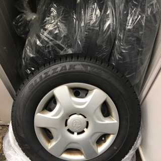 ブリヂストン スタッドレスタイヤ VRX2 185/70 R14 4本の画像