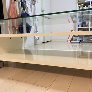 引っ越しに伴い家具譲りますの画像