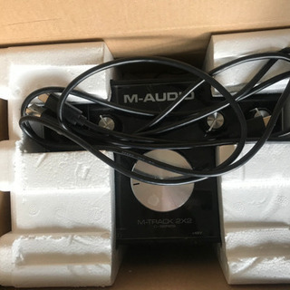 M-AUDIO ( エムオーディオ ) M-Track 2x2 Vocal Studio Pro+マイクスタンドの画像