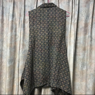 着物リメイク　フレアベストの画像