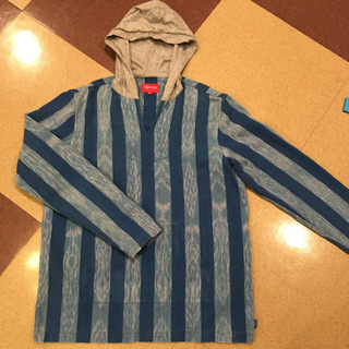 supreme レア　正規店購入