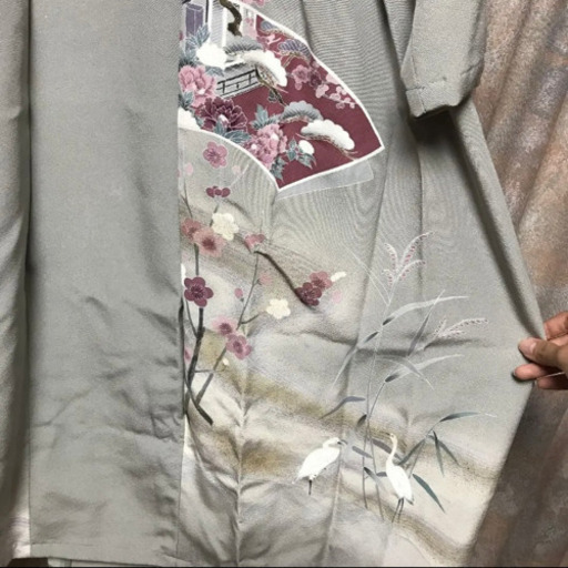 着物リメイク　グレーのワンピース　鶴