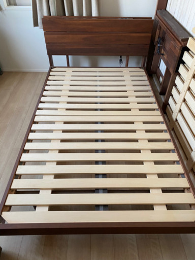 いまだ家具　ベッドフレーム　国産　天然木　ウォールナット