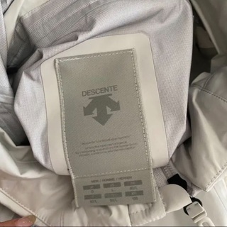 DESCENTE ナイロンジャケット　アクティブシェル　デサントの画像
