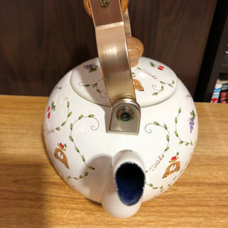 デザイン　やかん　インテリア　オシャレ　湯　オススメ　お買得　早いもの勝ちの画像