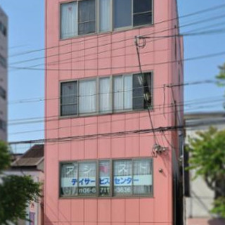 昼食の準備 ・・ 調理スタッフの募集 ・・