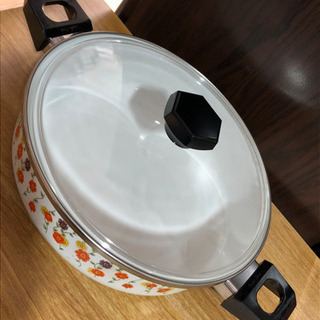 レトロ　ホーロー  両手　平鍋　料理　調理　オススメ　お買得‼︎   フタ付　便利　大特価　の画像