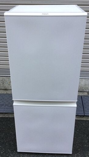 【RKGRE-547】特価！アクア/AQUA/126L 2ドア冷凍冷蔵庫/AQR-E13H(W)/中古品/2019年製/当社より近隣無料配達！