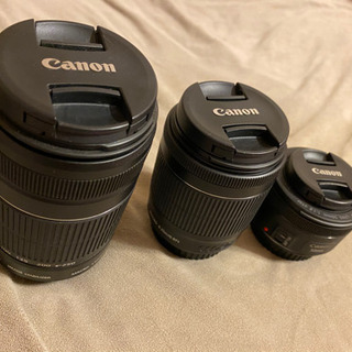 Canon eos kissx7 ダブルズームキット＋レンズの画像