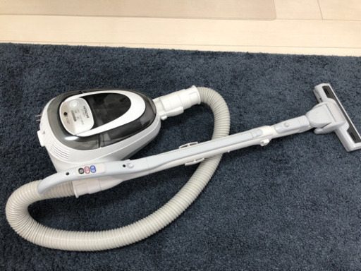 日立掃除機　1000円　取りに来てくださる方のみ