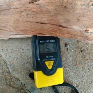 キャンプに最適！広葉樹の中太薪。含水率16％程度。茨城県潮来市。の画像