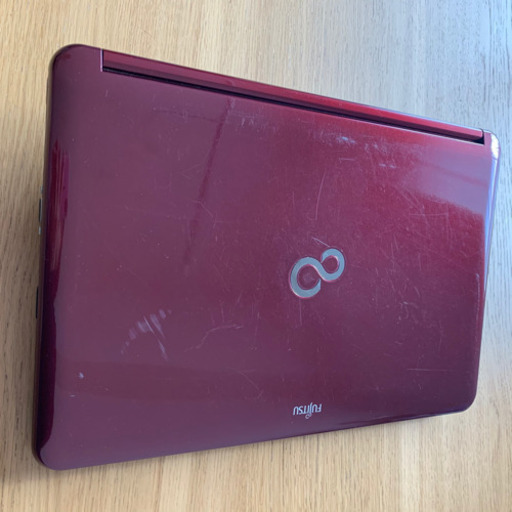 パソコン FUJITSU LIFEBOOK AH77/G Windows10  8G