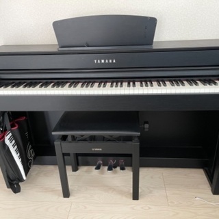 電子ピアノ　美品　YAMAHA  CLP-635B 2017年製の画像
