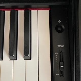 電子ピアノ　美品　YAMAHA  CLP-635B 2017年製の画像