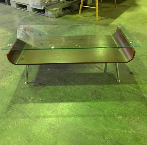 中古品　ガラステーブル　96×40.5×33.7（㎝）