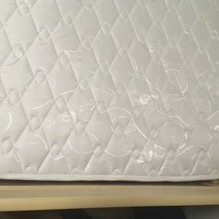 シングルベッドの画像