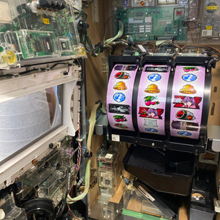 サミー パチスロスロット 実機 化物語 コイン不要機 ボリューム付きの画像