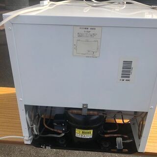 冷蔵庫　小の画像