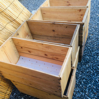 まとめ売りリンゴ箱1個あたりの画像