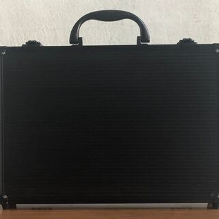 ミニアタッシュケースの画像