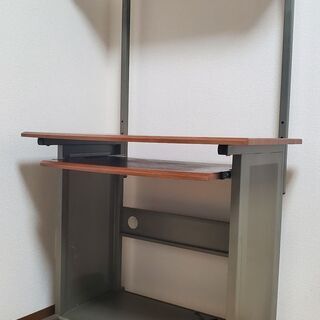 パソコンデスク0円　引き取りに来てくださる方お譲りします。の画像