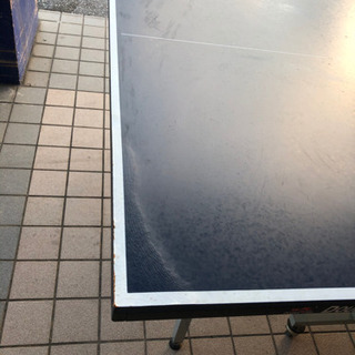 🔴売約済🔴卓球台(2つに分かれる降りたみ式キャスター付)の画像