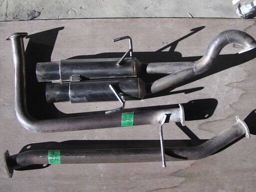 宮城県 日産 ニッサン Y3３ シーマ3000cc？社外マフラー 発送,引取対応