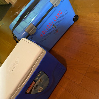 クーラーボックス　２つ
