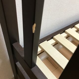 セミダブルベットフレームの画像