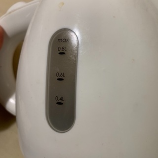 【電気ケトル】シロカ・ホワイト・使用感アリの画像