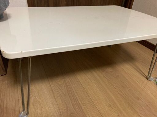 折り畳み式テーブル