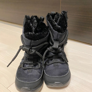 NIKE ROSHE ONE HI キッズブーツ 17.5cm