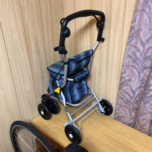 シルバーカー  歩行器