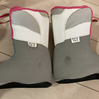 スキーブーツ　19cm 女の子　Hartの画像