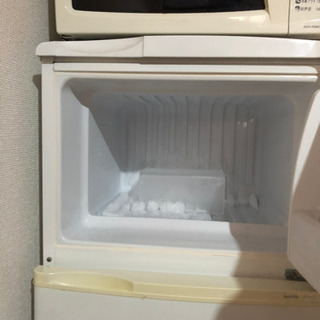 冷蔵庫の画像